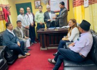 स्वास्थ्य सेवा ऐन छुटै जारी गनुपर्ने स्वास्थ्यकर्मी ट्रेड युनियनहरुको माग