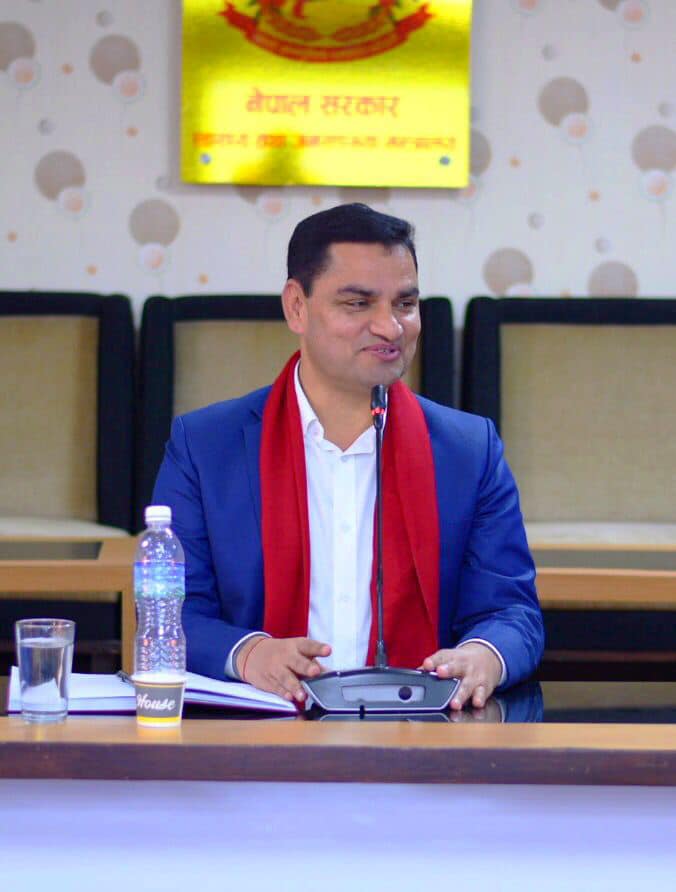 चिकित्सक र नर्सहरूको पारिश्रमिक बढाउने तयारी गर्दैछौँ : स्वास्थ्यमन्त्री