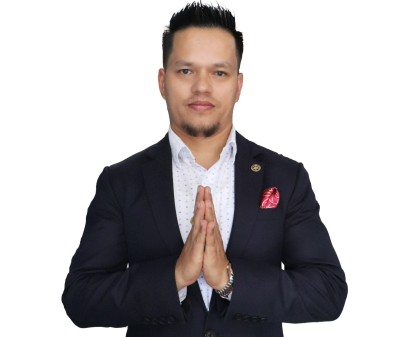 सेवा भावमा तल्लिन प्रेम खत्री