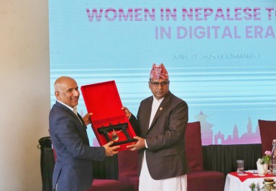 विदेशिएका श्रमिकको स्वास्थ्य बलियो बनाउन थप कार्यक्रम ल्याइने स्वास्थ्य मन्त्री पौडेलको घोषणा