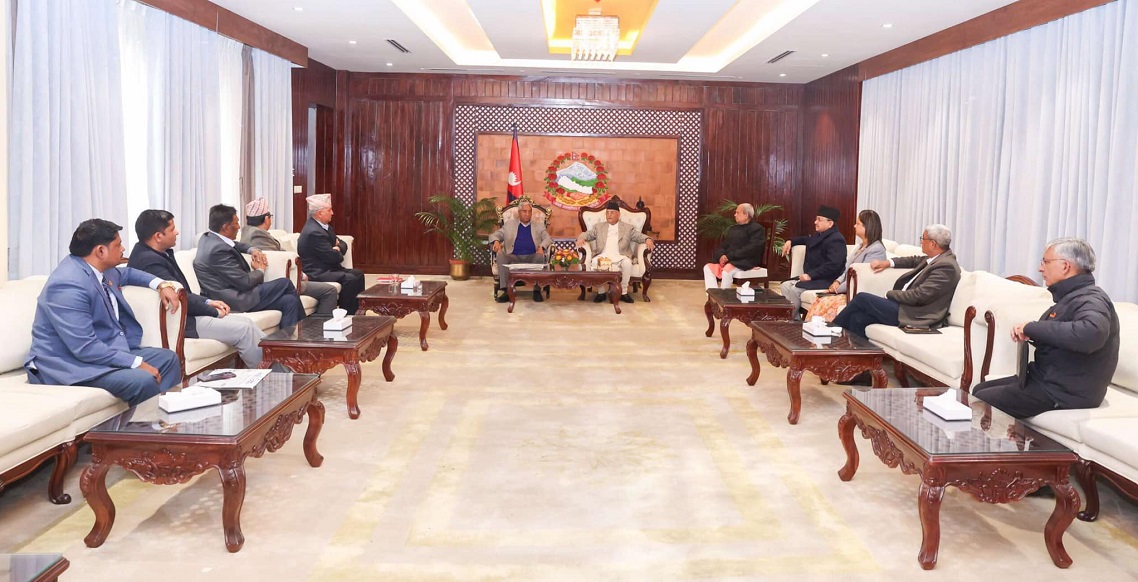 प्रधानमन्त्री ओलीद्धारा सत्तापक्षीय दलको बैठक आह्वान