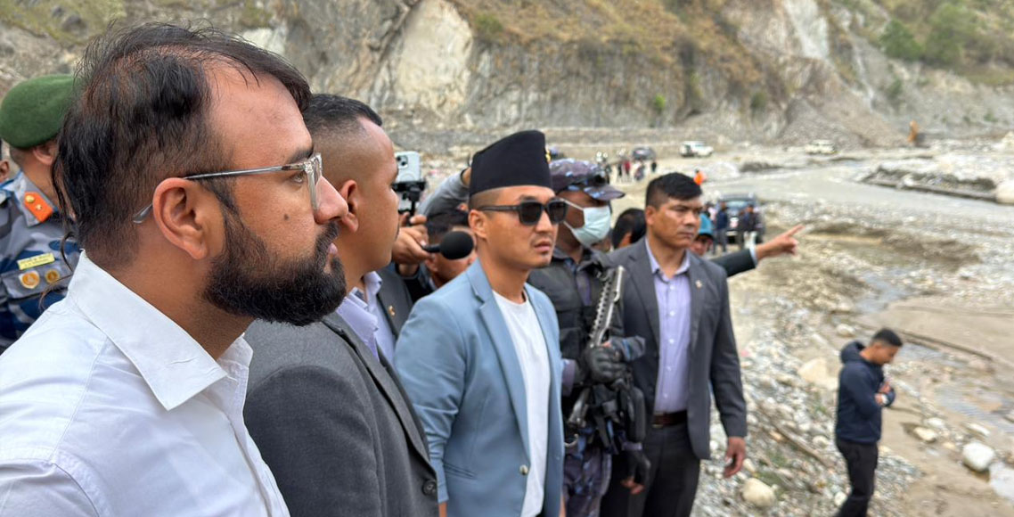 रोशीका अवैध क्रसर बन्द गर्न गृहमन्त्री गुरुङको निर्देशन